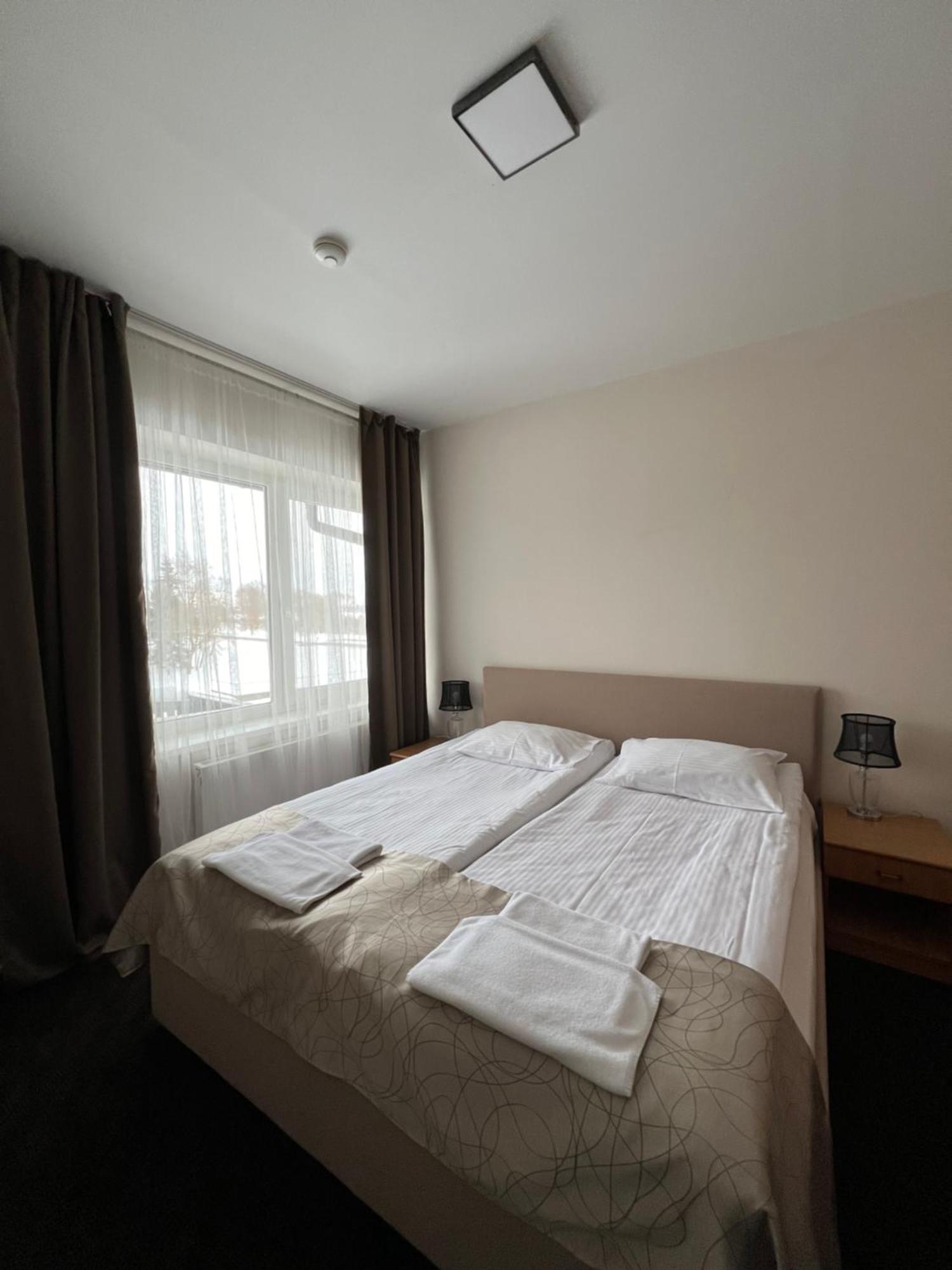 Butenas Hotel Tyla Biržai Zewnętrze zdjęcie