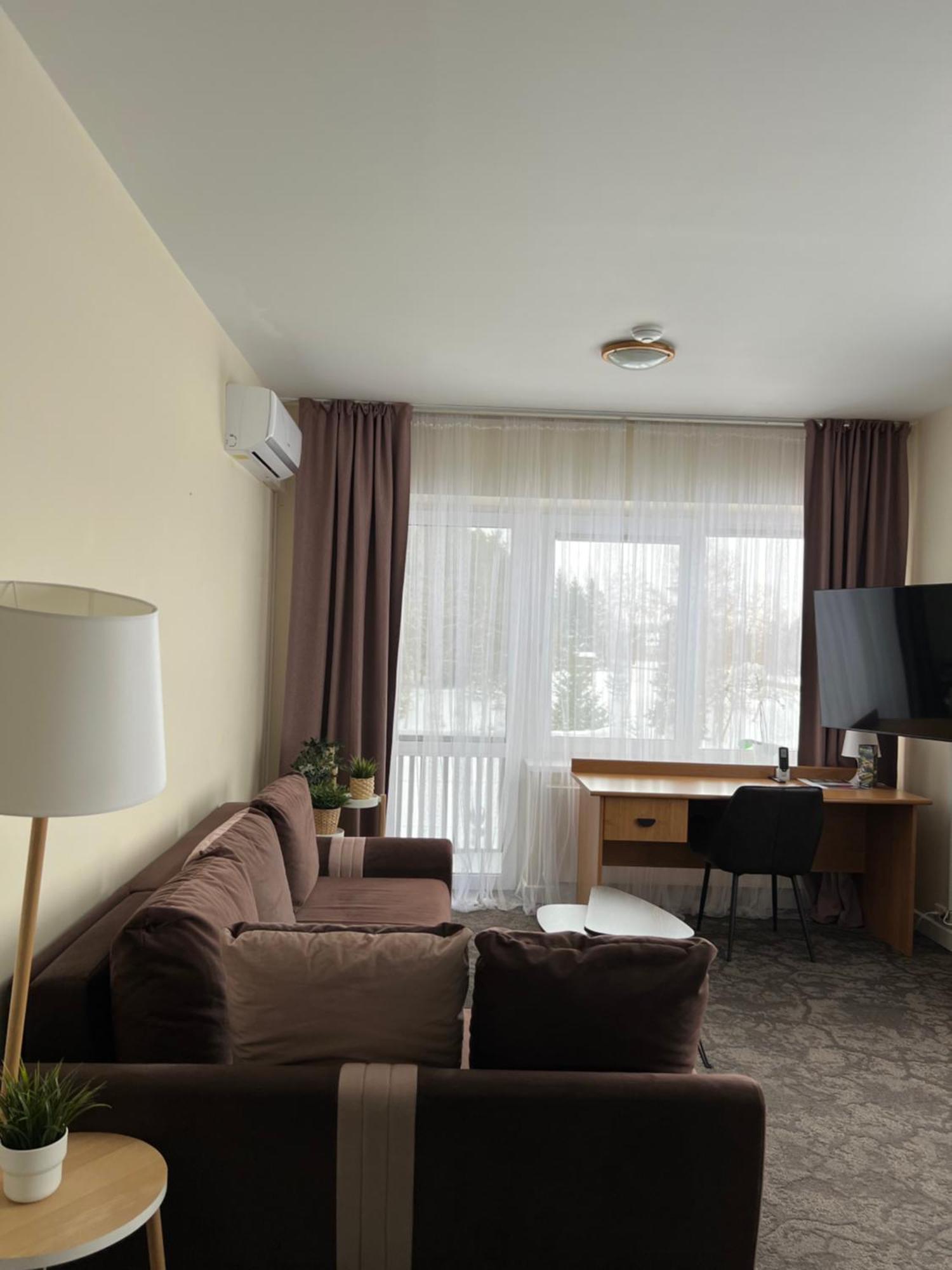 Butenas Hotel Tyla Biržai Zewnętrze zdjęcie