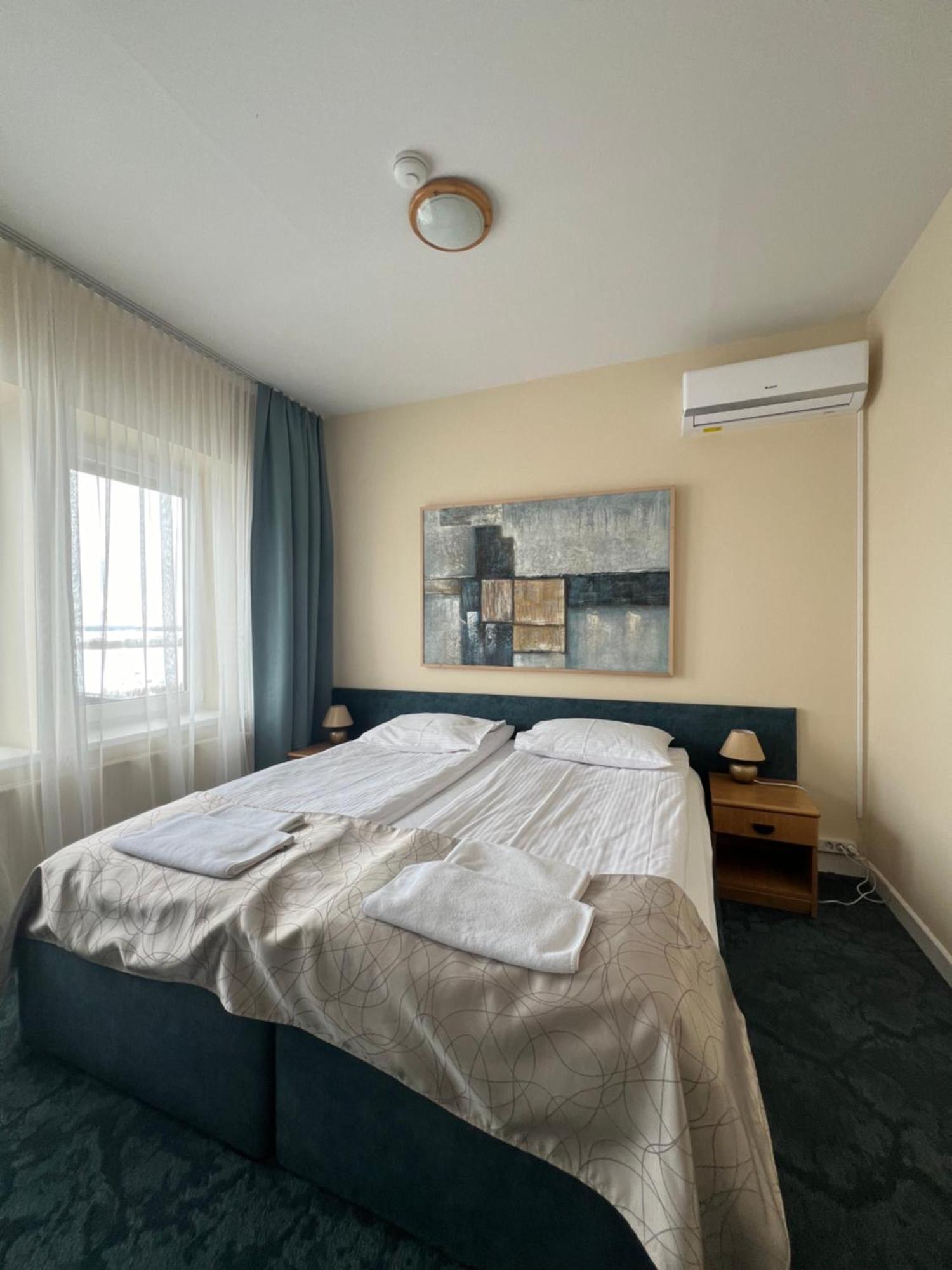 Butenas Hotel Tyla Biržai Zewnętrze zdjęcie