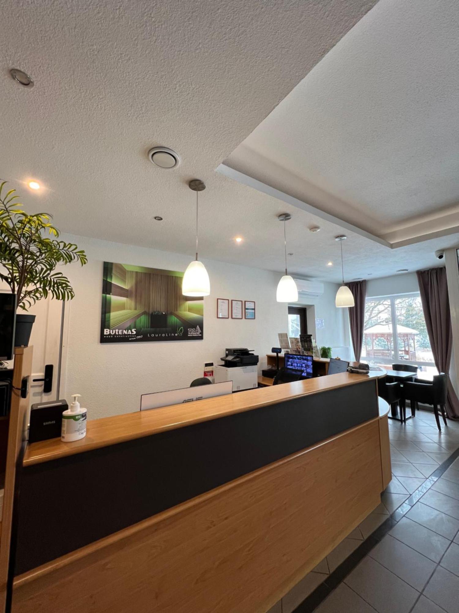 Butenas Hotel Tyla Biržai Zewnętrze zdjęcie