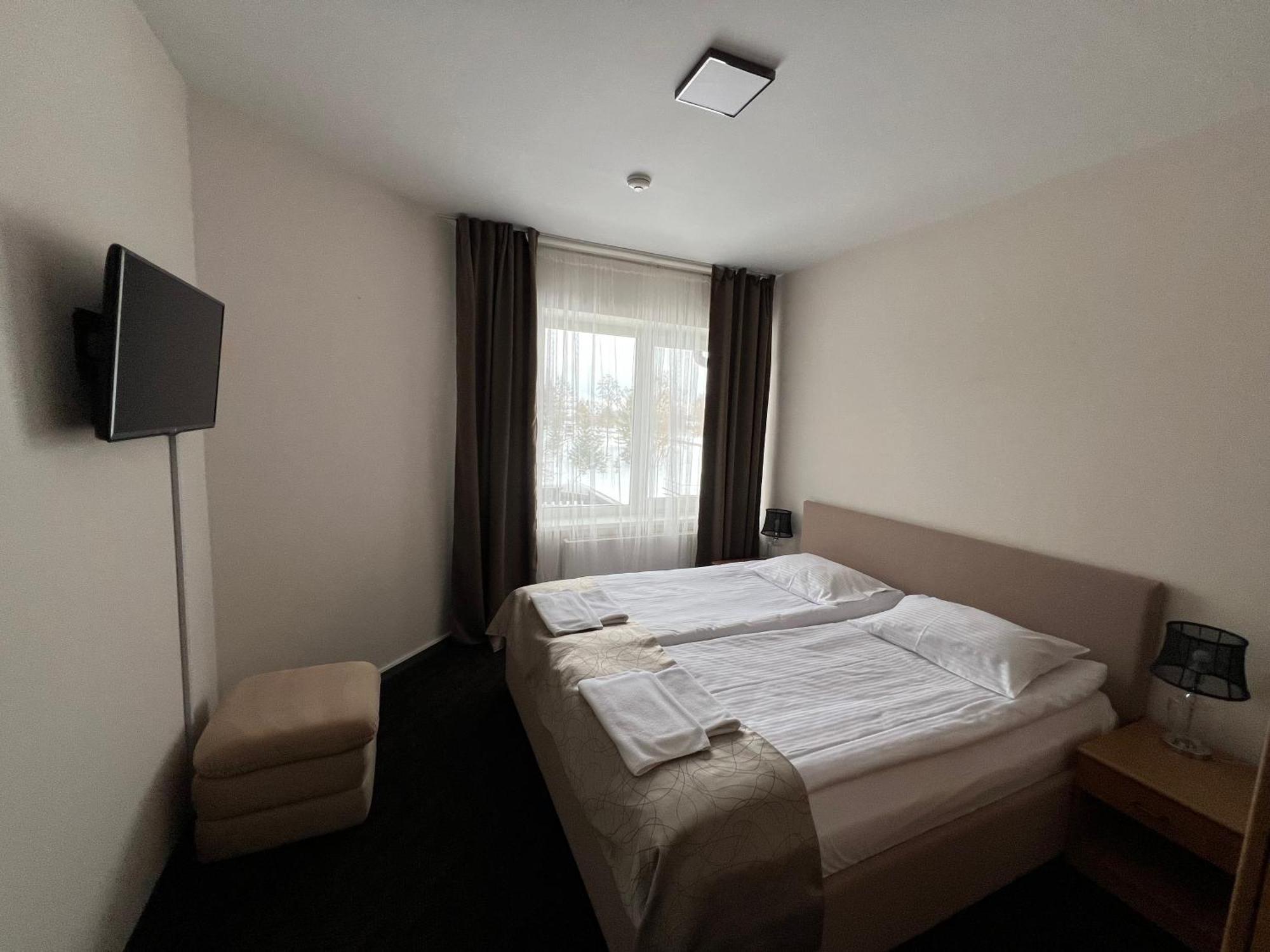 Butenas Hotel Tyla Biržai Zewnętrze zdjęcie